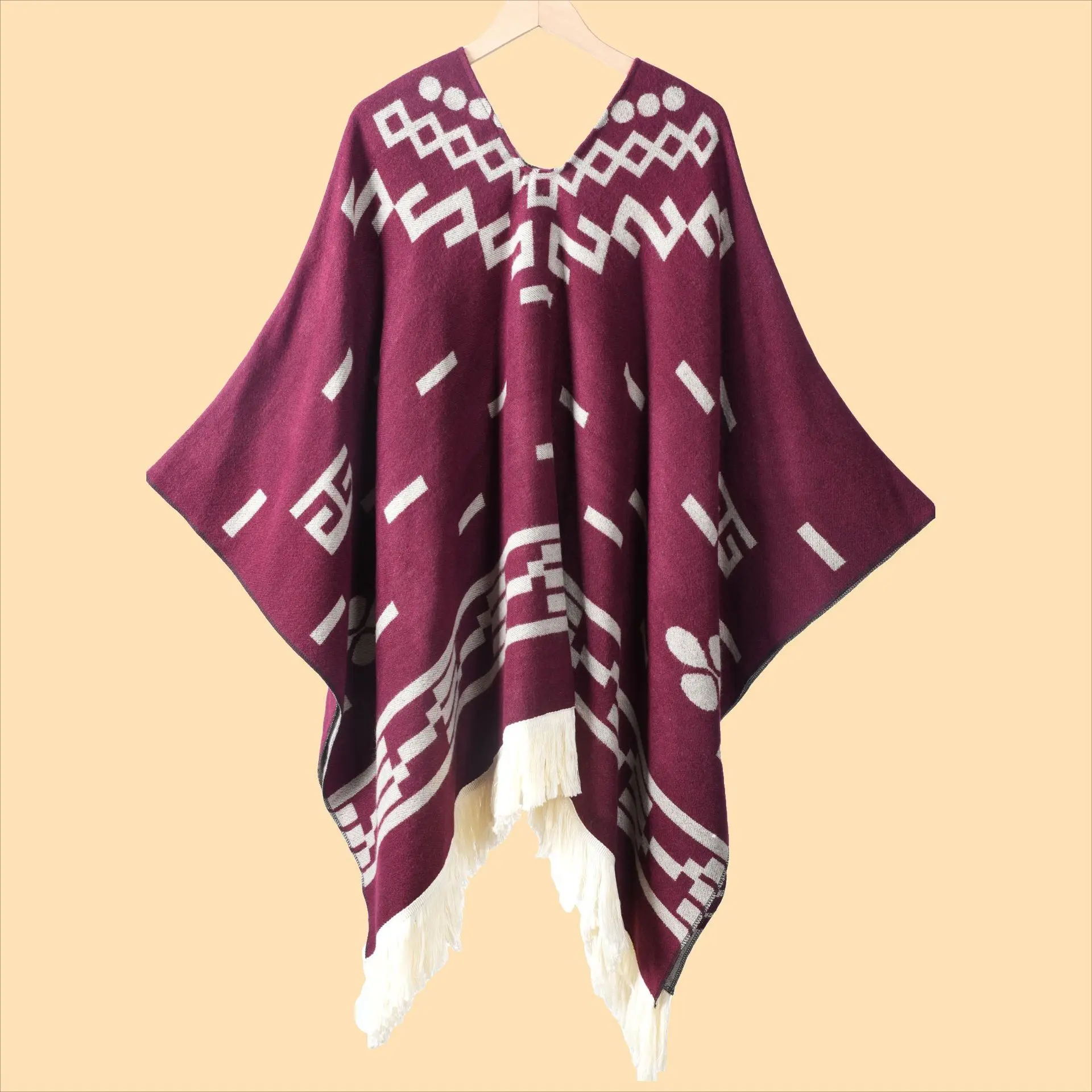 Poncho Rouge Bordeaux Homme Ethnique à Motifs Géométriques – Maille Épaisse Style Nomade