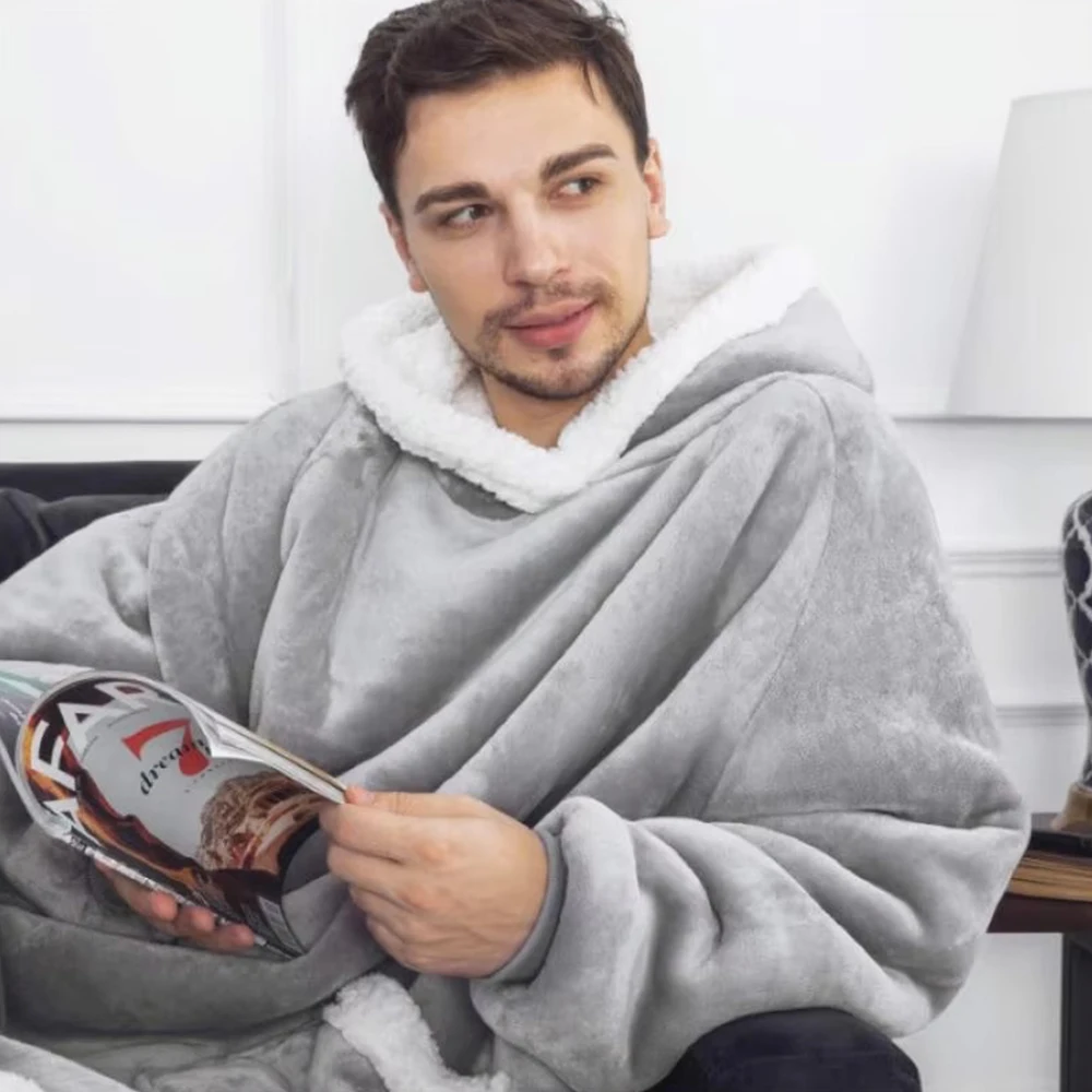 Poncho Polaire Géant Gris à Capuche – Sweat Plaid Oversize Ultra Chaud pour Homme et Femme – Image 5