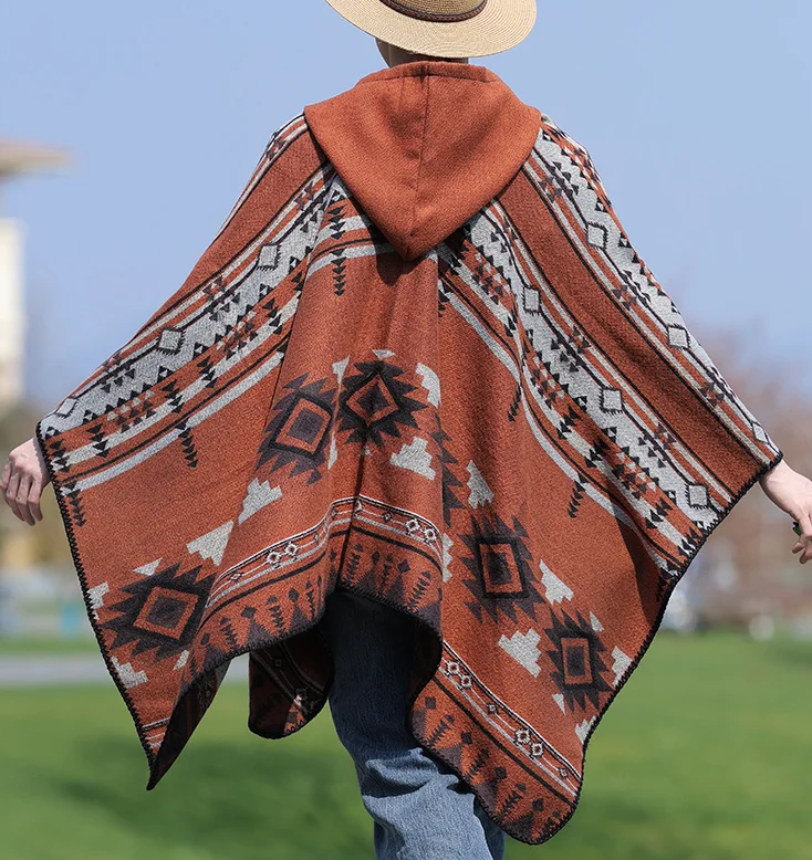 Cape Poncho Homme Marron Premium – Style Alpaga & Cachemire, Look Ethnique Chic – Image 2