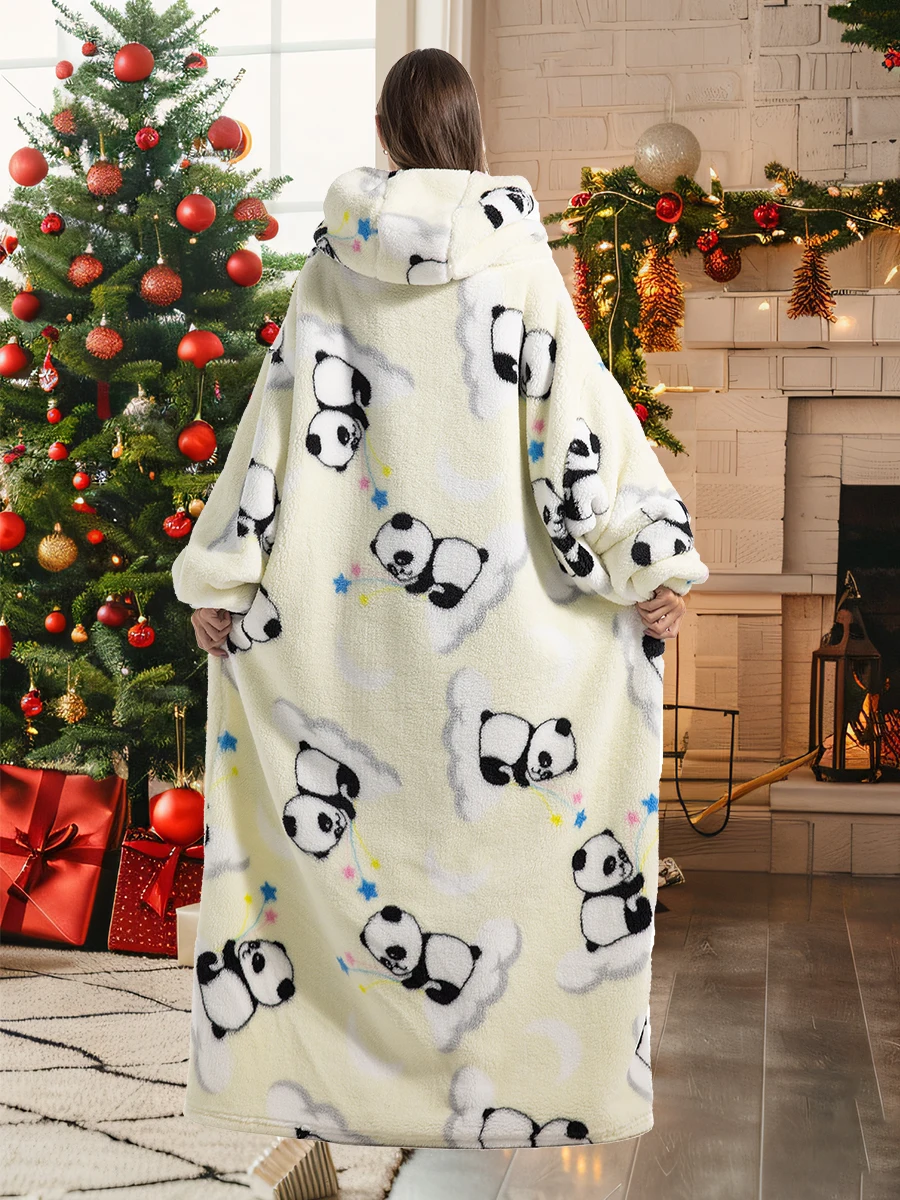 Poncho Couverture Oversize Blanc Panda en Polaire Sherpa – Sweat à Capuche Ultra Chaud pour Adulte – Image 4