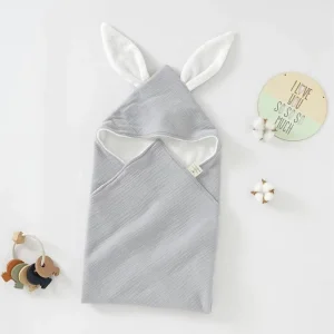 Serviette de Bain Bébé à Capuche Gris clair en Coton – Cape Douce avec Oreilles de Lapin, Peignoir et Couverture d’Enveloppement pour Nouveau‑Nés et Enfants
