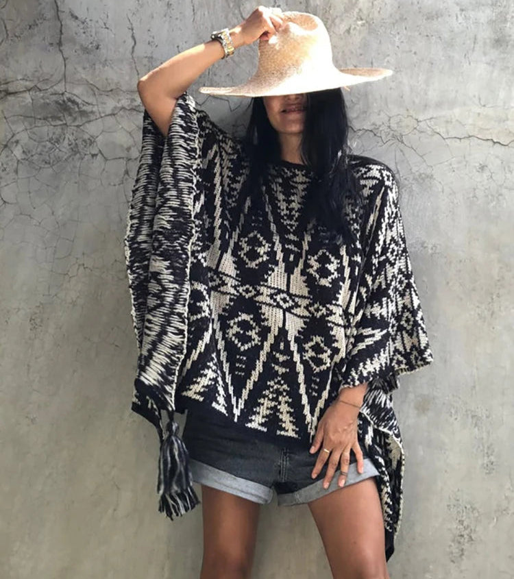 poncho aztèque noir blanc