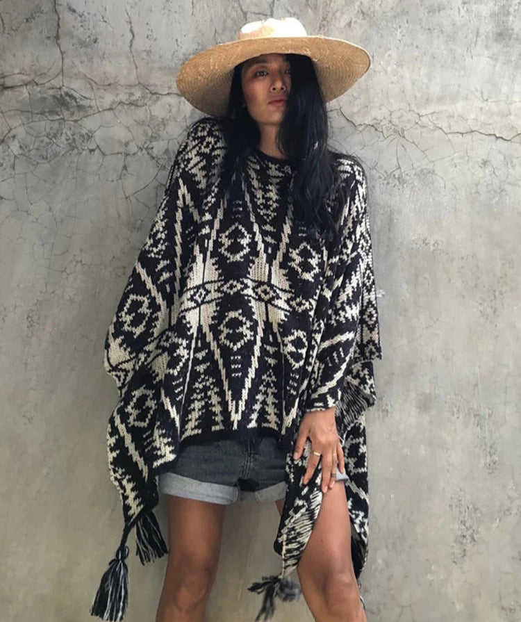 poncho motifs géométriques