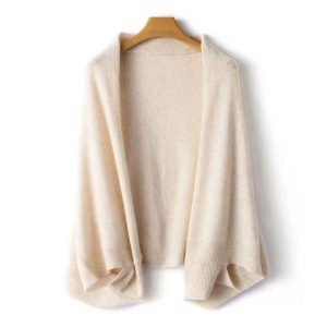 poncho cape-courte