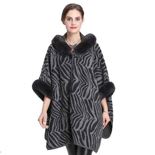 col en fausse fourrure poncho